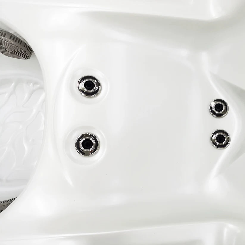 Kilimanjaro Luxury 3 Seater Hot Tub Spa - White