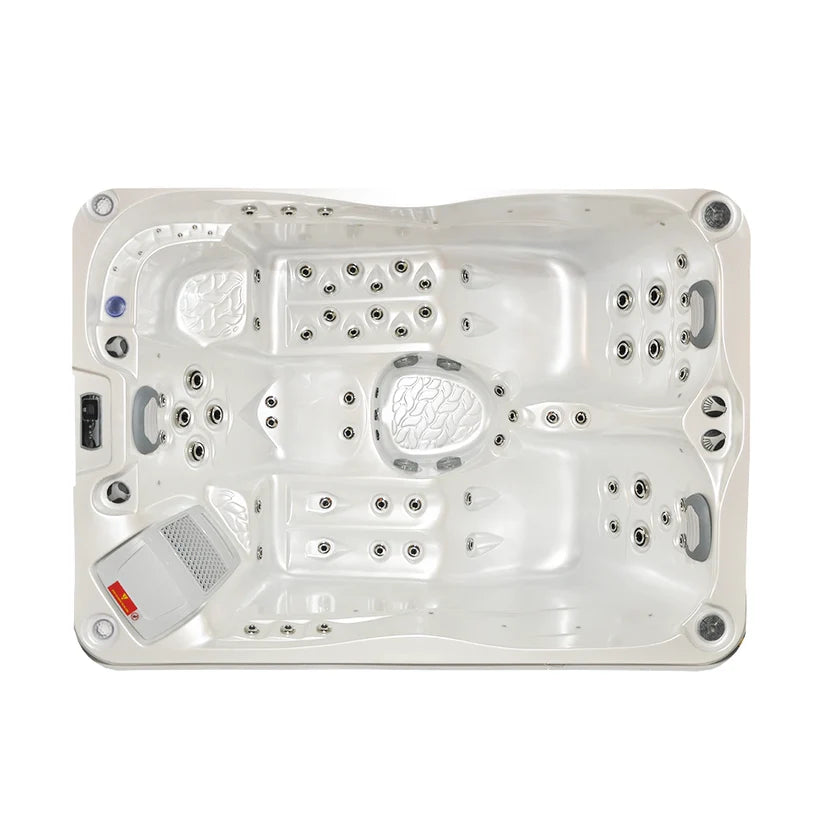 Kilimanjaro Luxury 3 Seater Hot Tub Spa - White