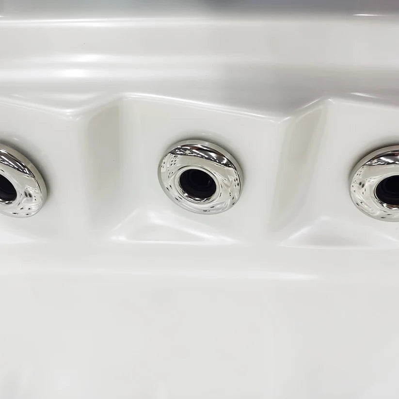 Kilimanjaro Luxury 3 Seater Hot Tub Spa - White
