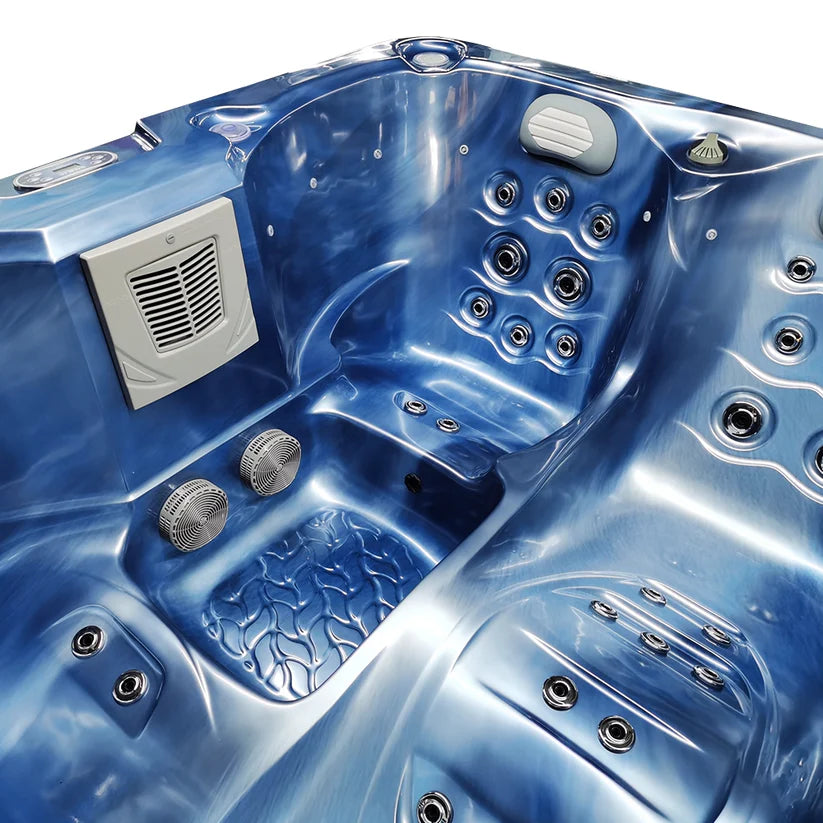 Luxury 3-4-Person Hot Tub with Ocean Wave
