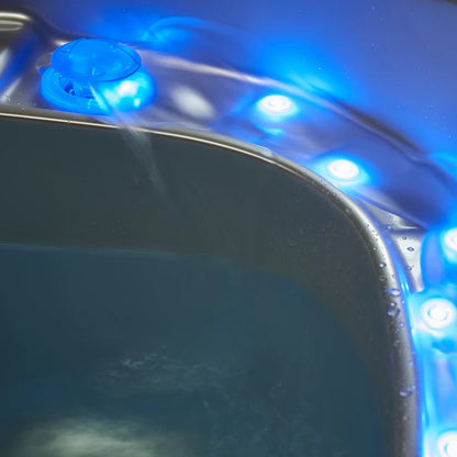 Kilimanjaro Luxury 3 Seater Hot Tub Spa - White