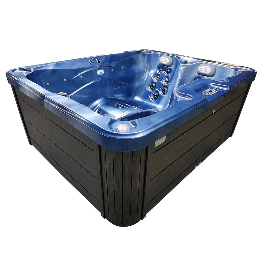 Luxury 3-4-Person Hot Tub with Ocean Wave
