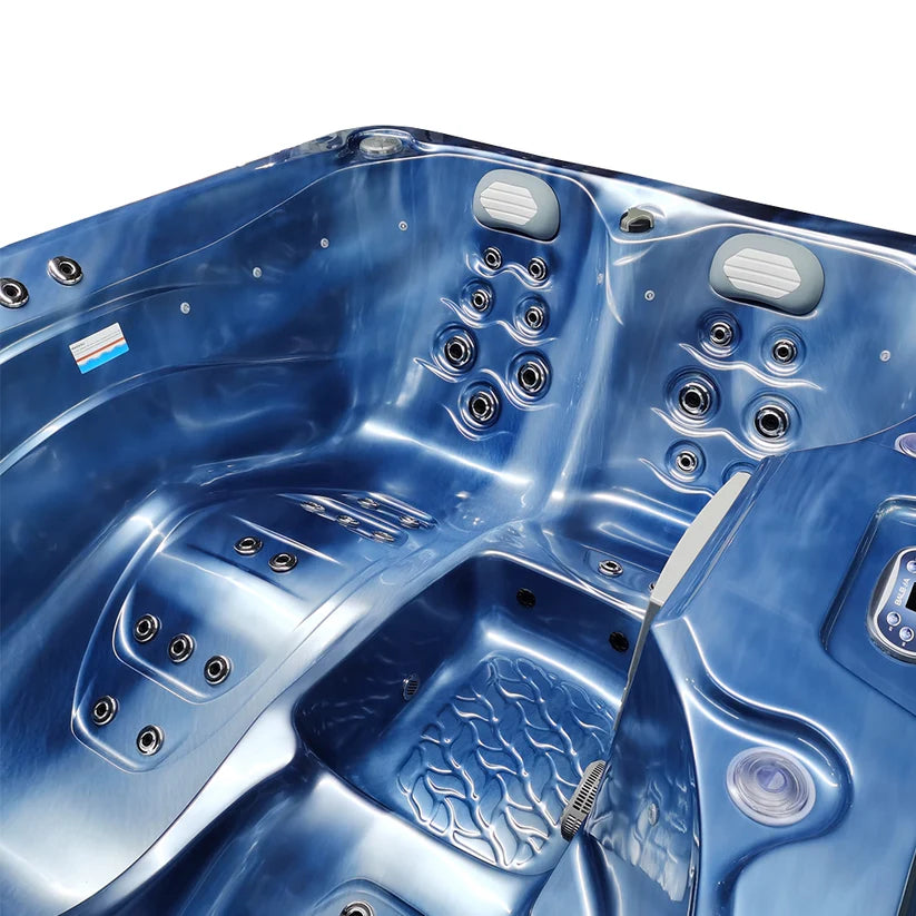 Luxury 3-4-Person Hot Tub with Ocean Wave